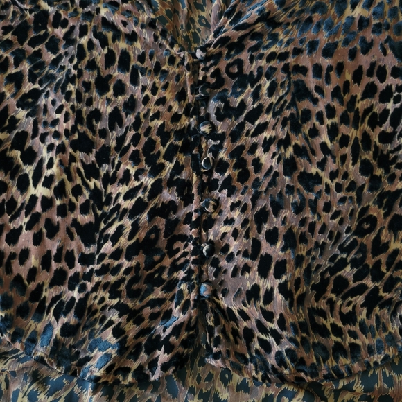 Free People Wild Dreams Crushed Velvet Leopard Print Blouse Size Small - Picture 3 of 7